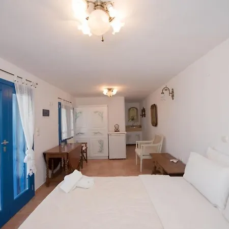 Victoria With Sea View And Two Private Pools Villa